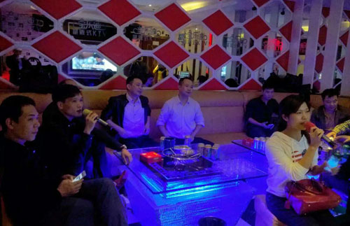 国精产品999永久麻豆软件漆厂家 圣诞活动